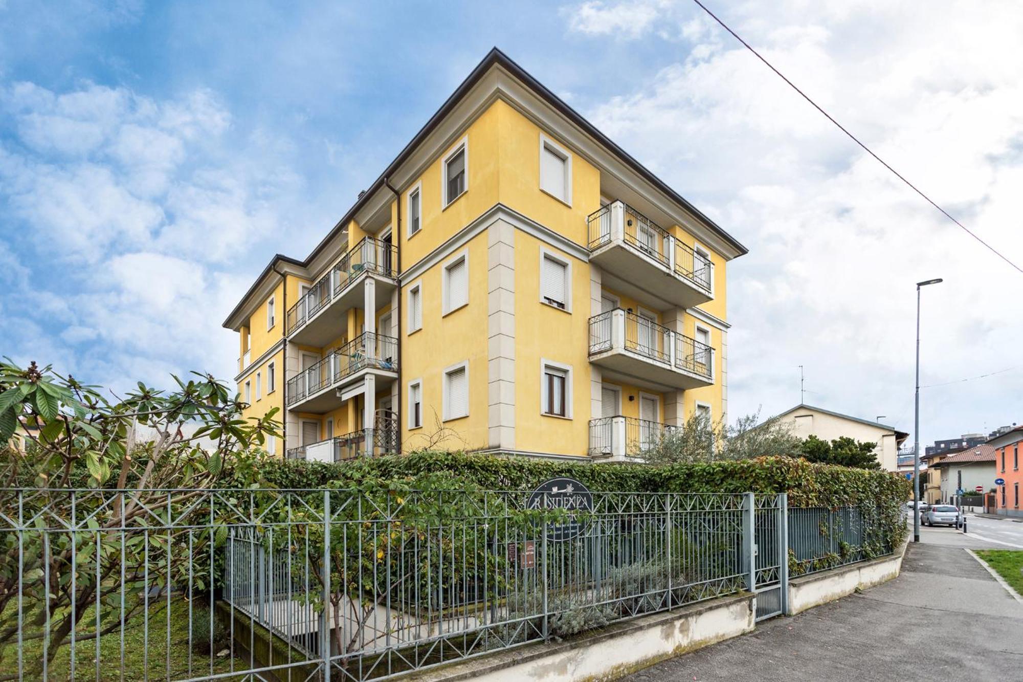 Residenza Il Fiore Bergamo Ngoại thất bức ảnh